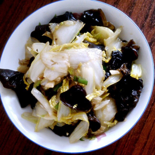 保佑诗翰做的白菜炒木耳