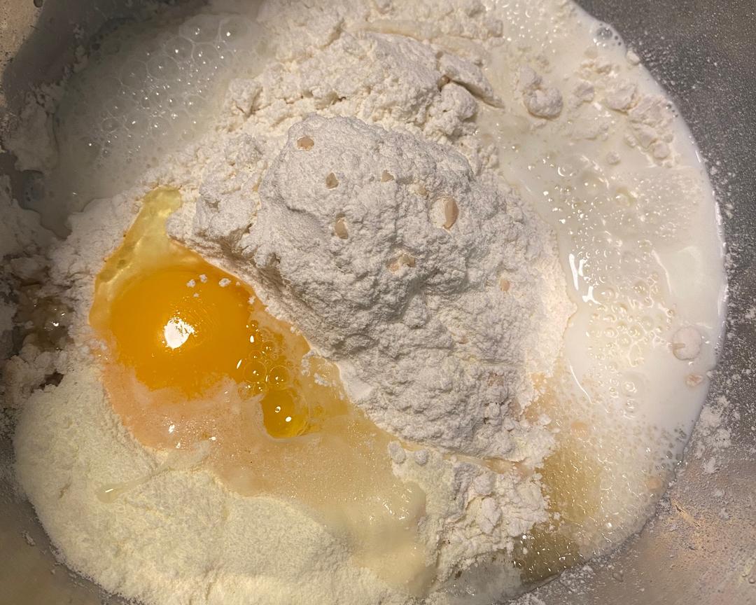 纯奶手撕吐司的做法 步骤1