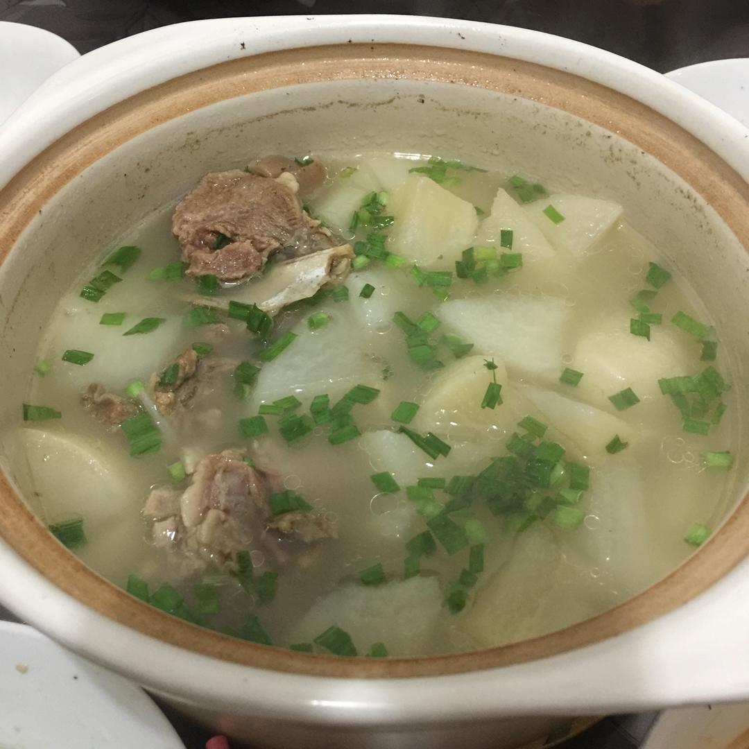 羊肉炖白萝卜