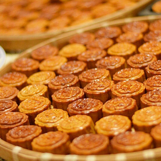 广式月饼——蛋黄莲蓉月饼