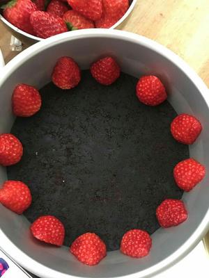奥利奥草莓酸奶慕斯蛋糕的做法 步骤6