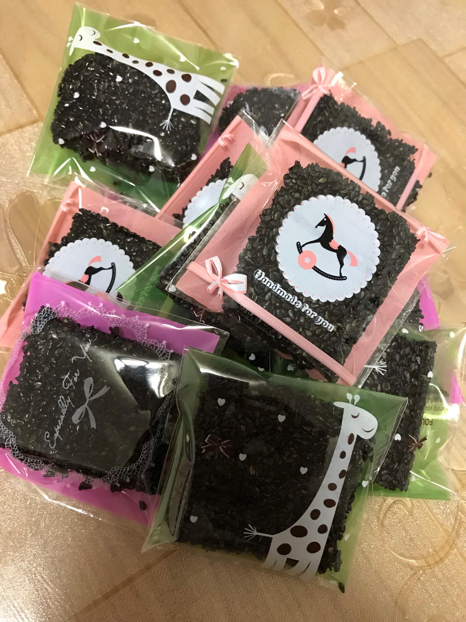 健康黑芝麻薄饼（仅需三步）