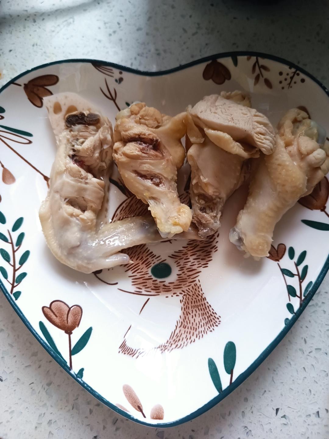 鸡翅根炖土豆