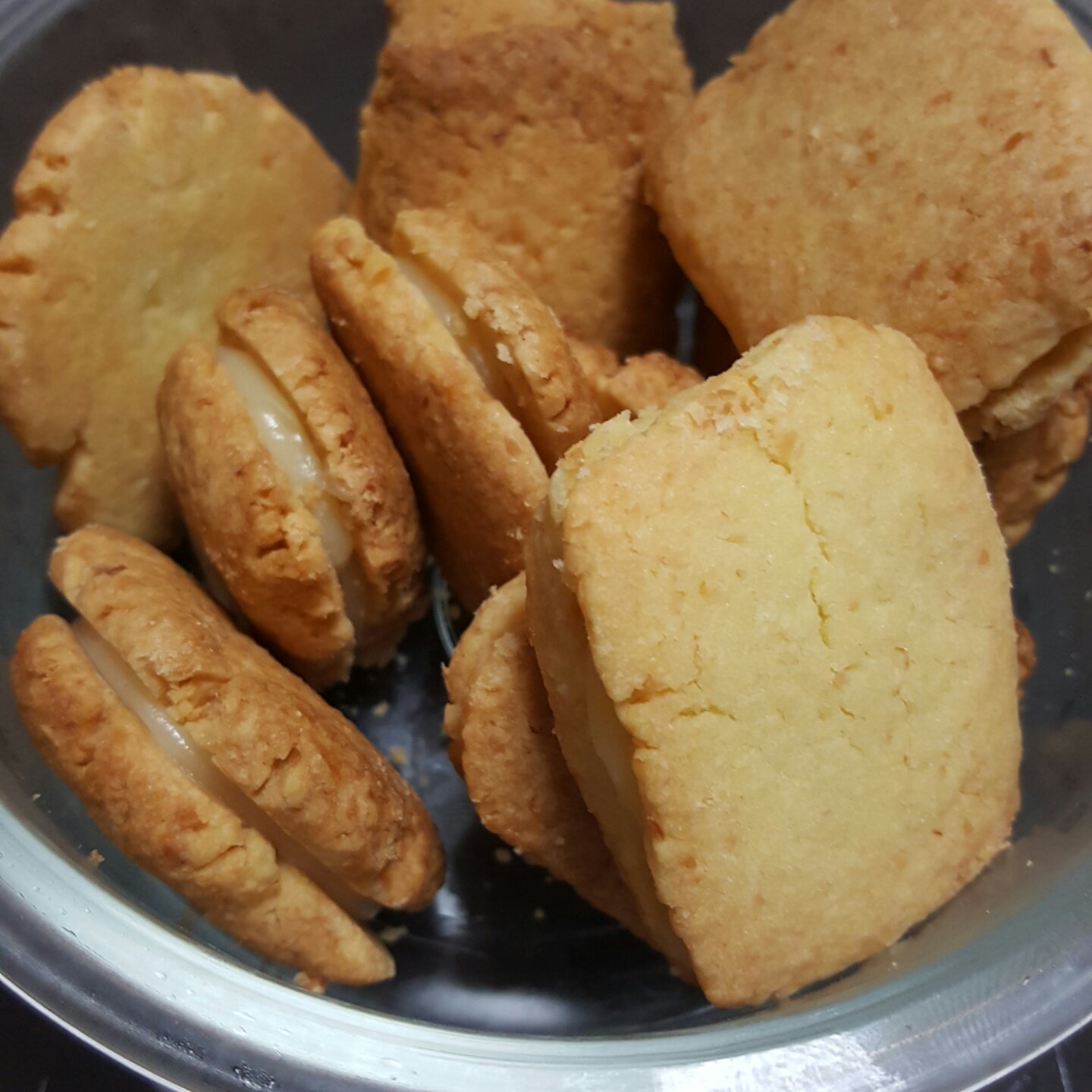 乳酪奶油夹心酥饼（芝士夹心饼干）