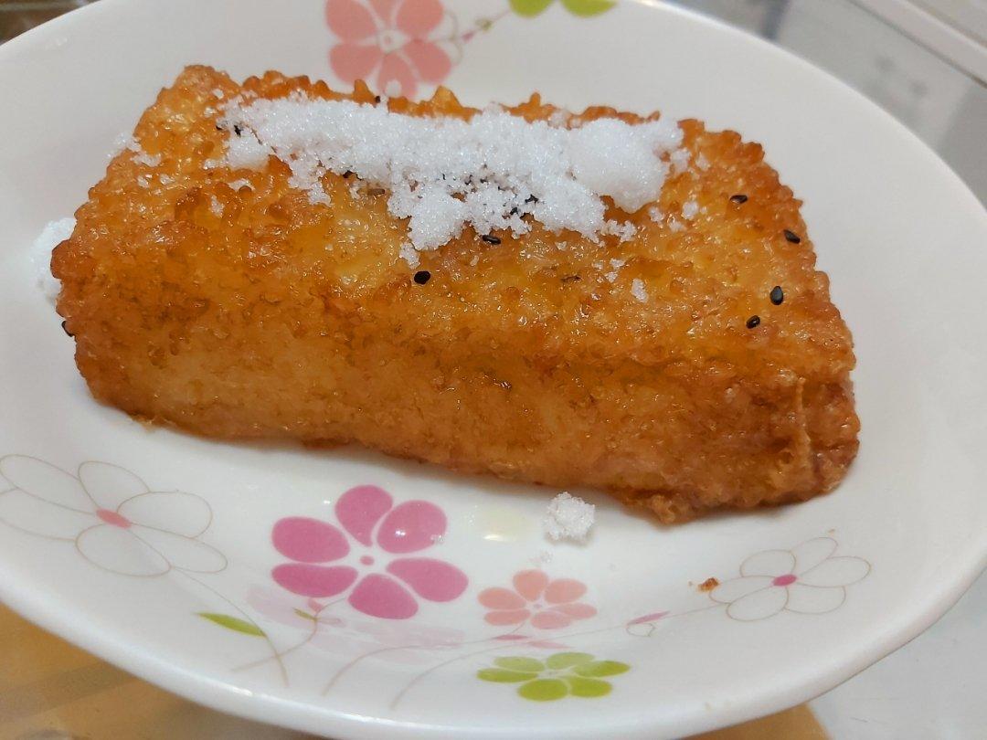 糯米糍粑---江南人叫它糍饭糕！