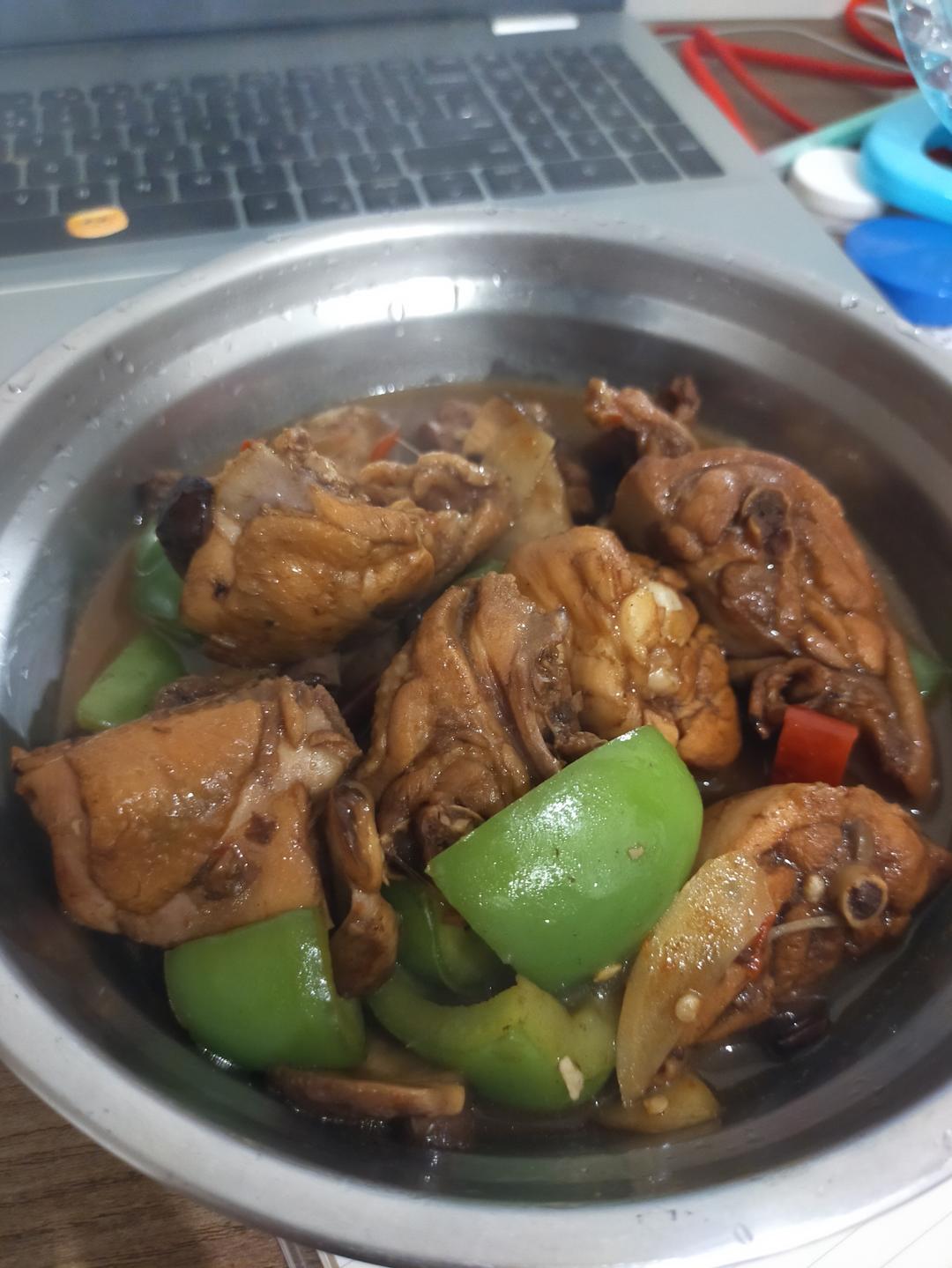 家常黄焖鸡米饭