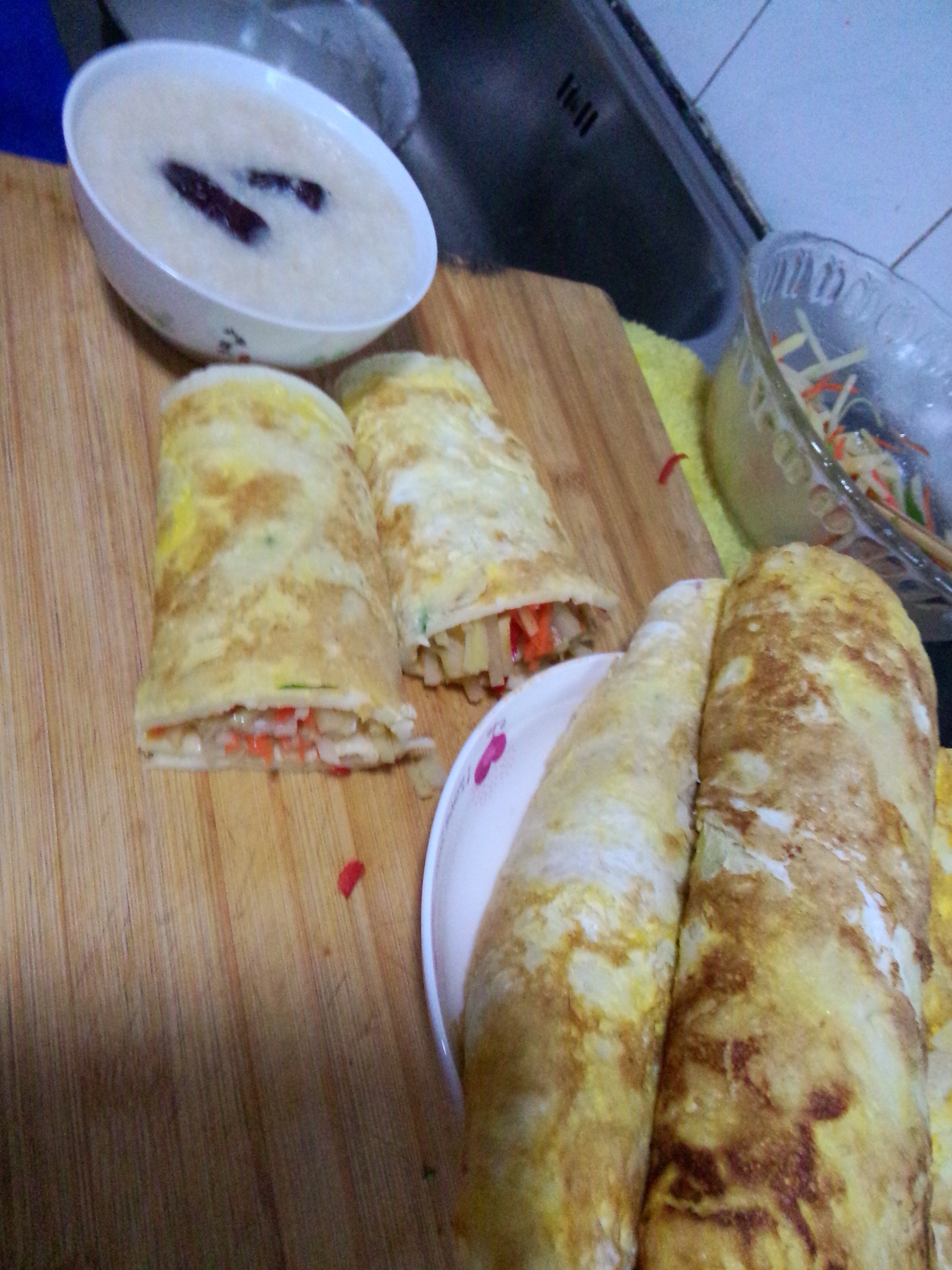 土豆丝鸡蛋卷饼