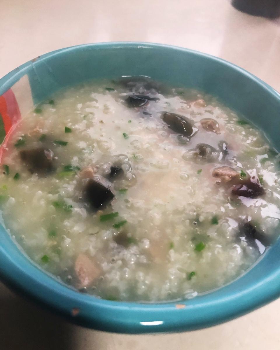 皮蛋瘦肉粥