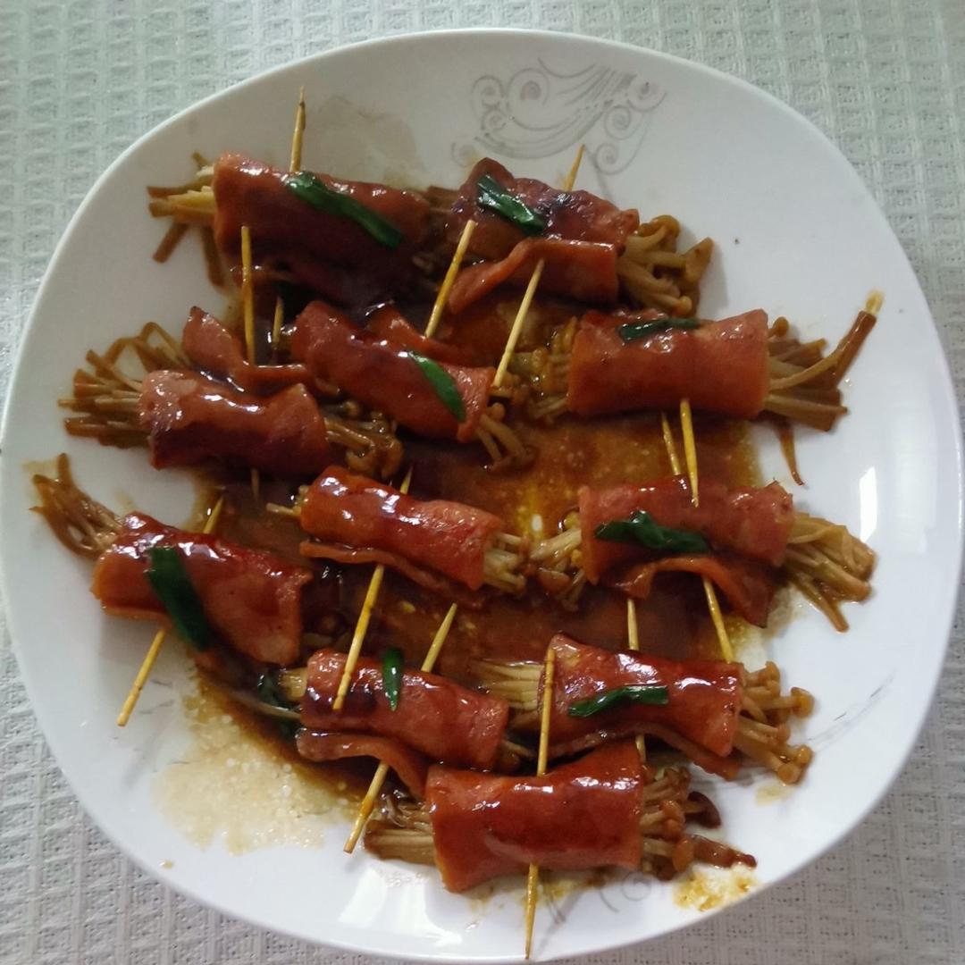 快手十分钟【金针菇培根卷】