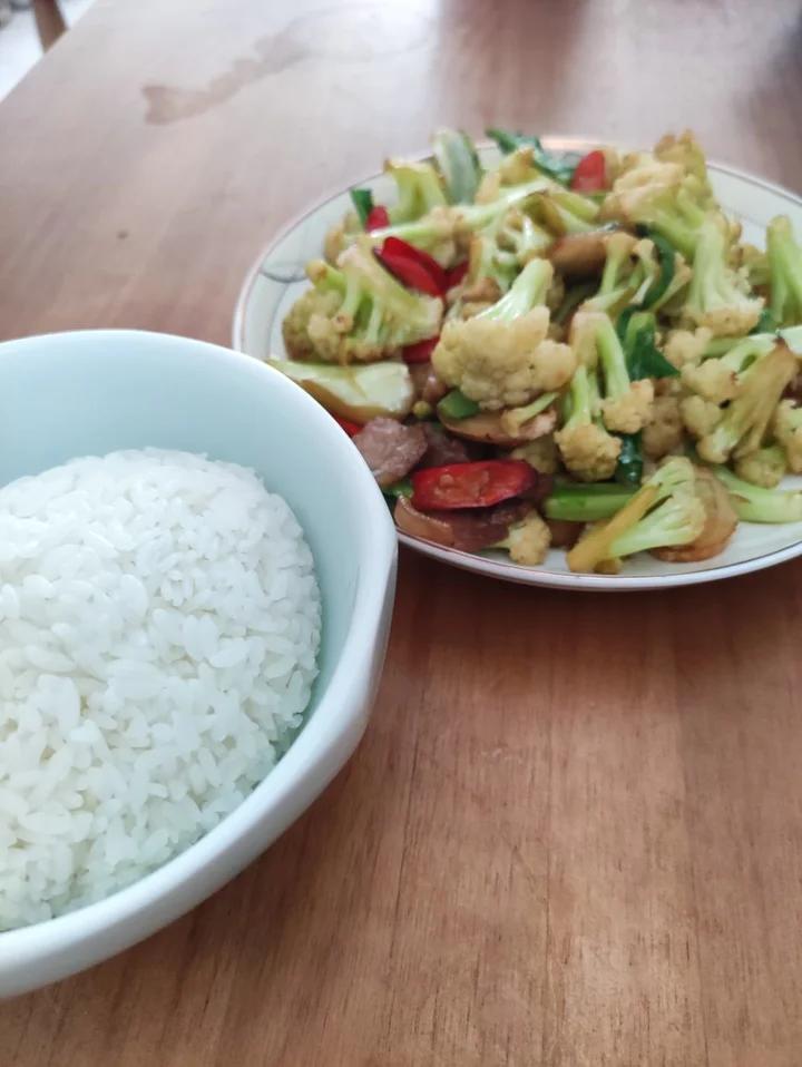 和饭店一个味道的干锅花菜