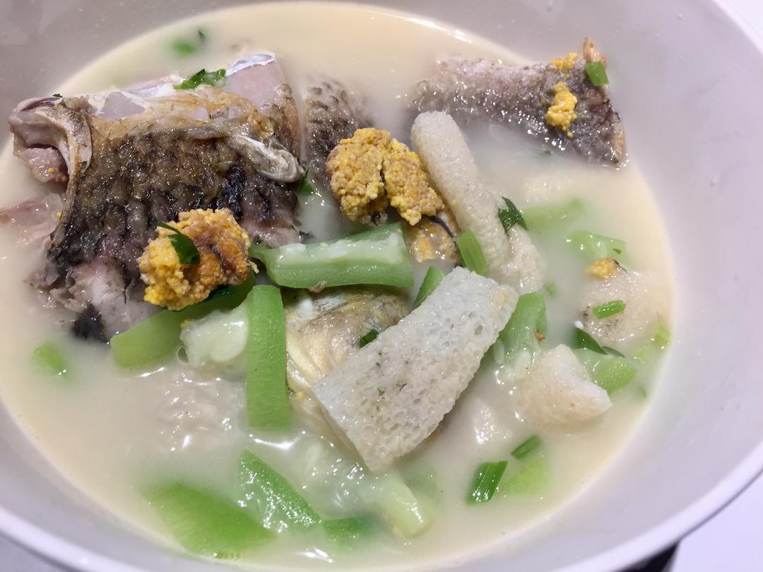 奶白鲫鱼汤