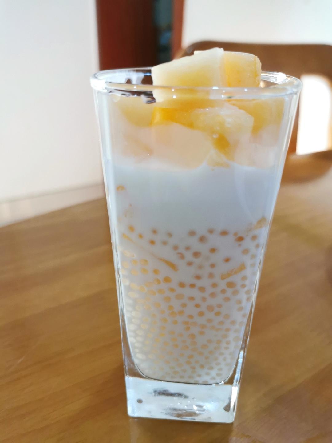 港式甜品——杨枝甘露(芒果西米露)附芒果花切法