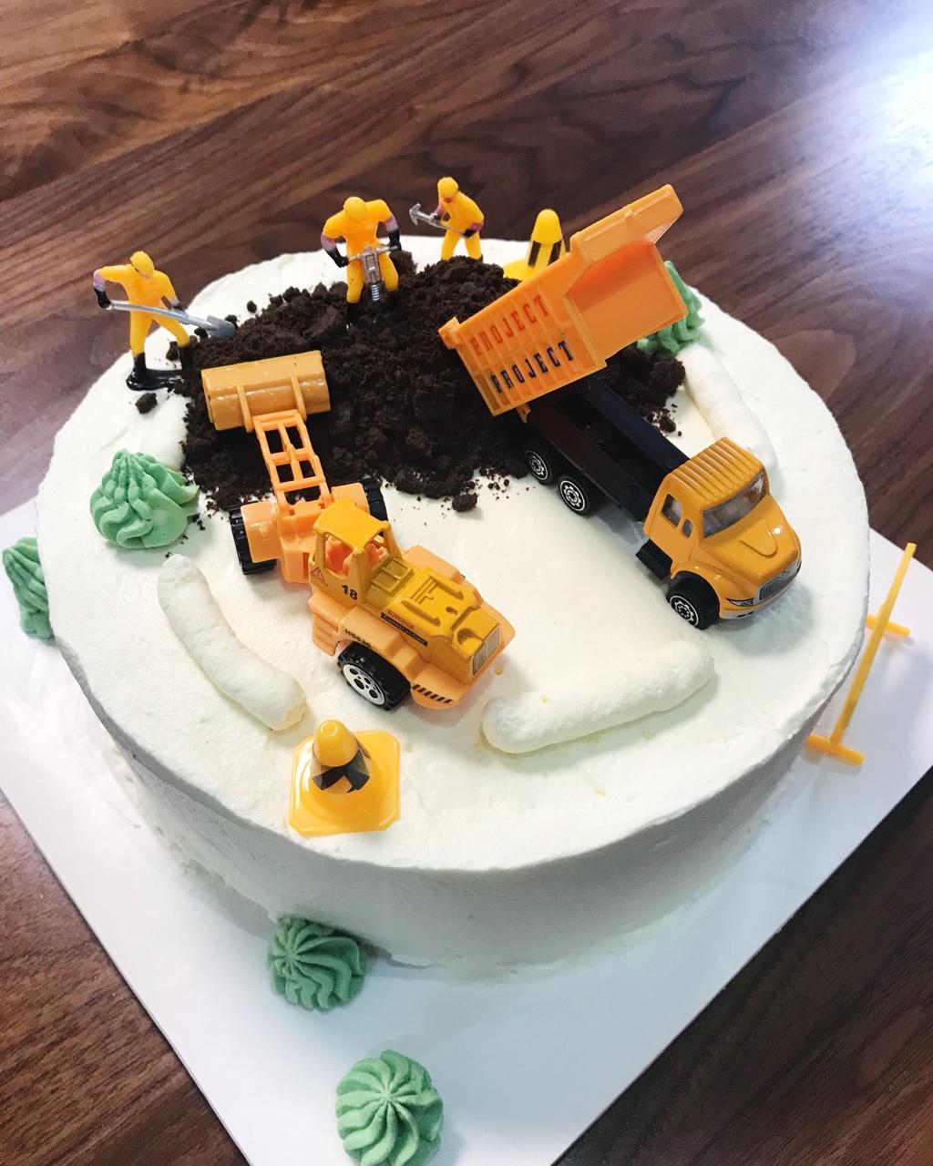 工程车生日蛋糕