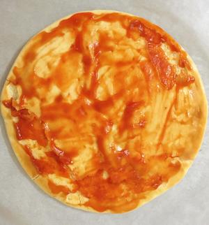 【15分钟快手早餐】秒杀必胜客尊宝的台式香肠青椒披萨的做法 步骤4
