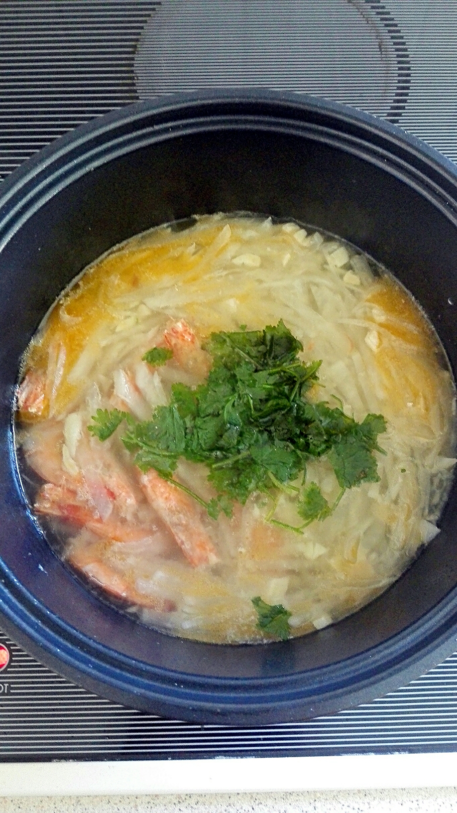 简单又不失美味的萝卜丝虾汤的做法 步骤7