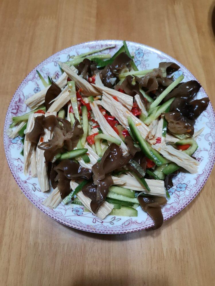 凉拌腐竹黄瓜