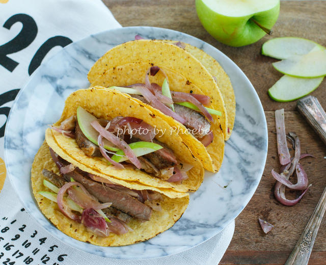 青苹果洋葱牛肉TACO（墨西哥卷饼）【山姆厨房】的做法
