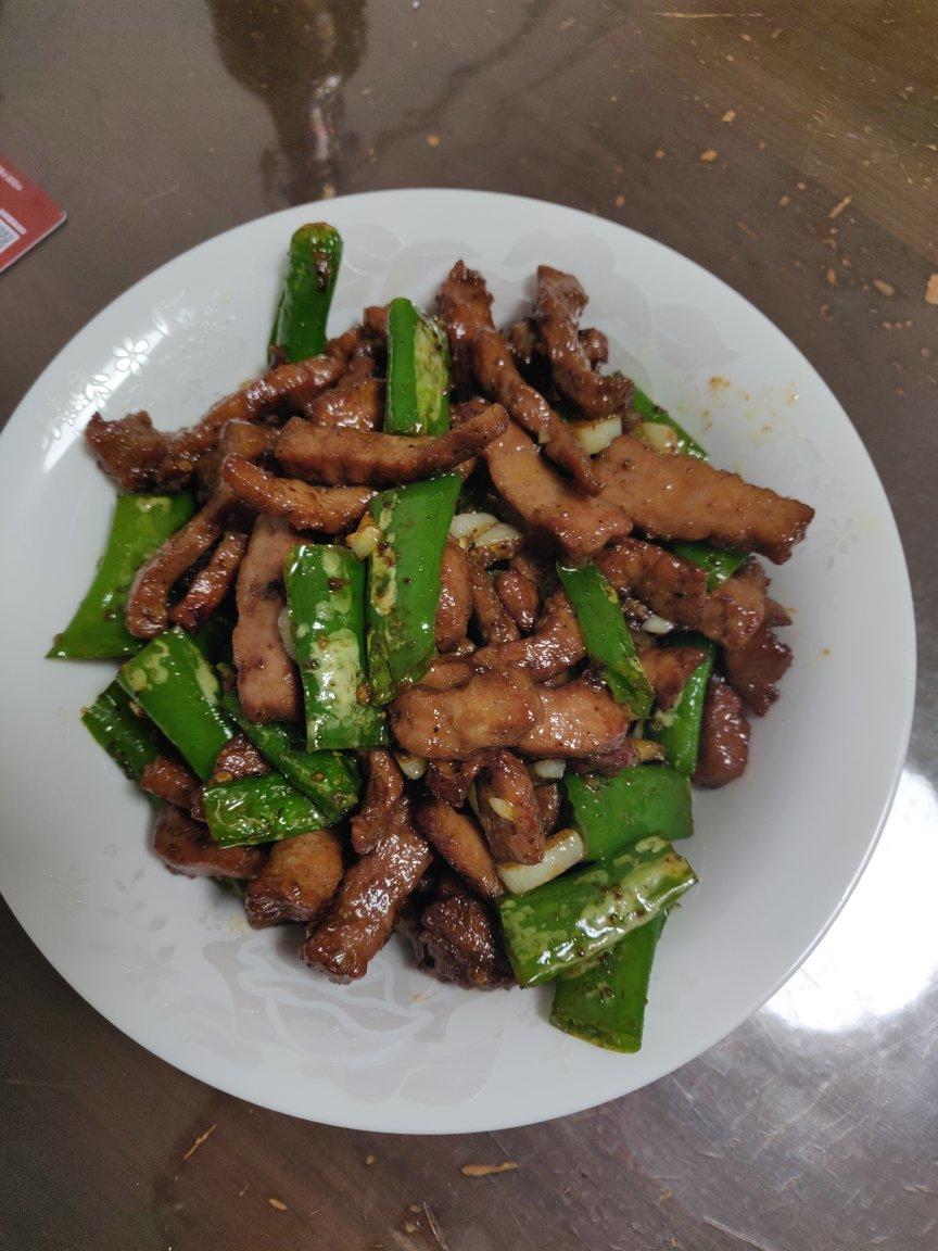杭椒炒牛柳