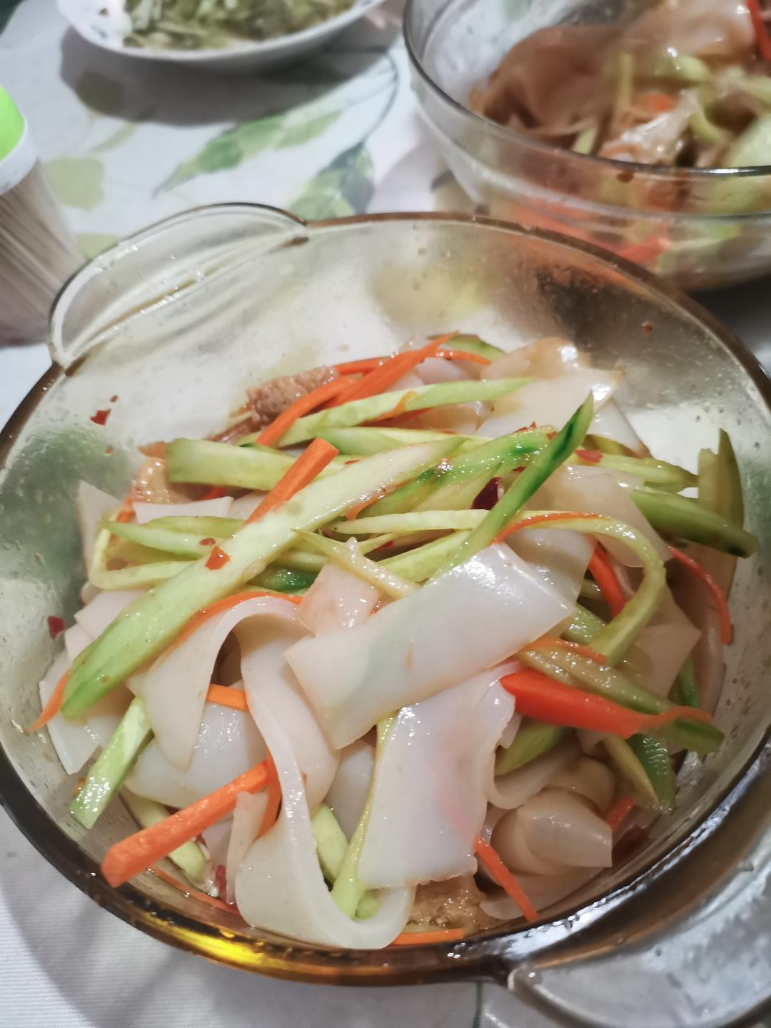 凉皮-家庭自制（告诉你自己做更劲道的秘诀）