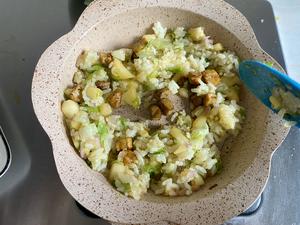 午餐辅食🍎鹅肝苹果炒饭➕淡干虾皮萝卜蔬菜汤的做法 步骤9