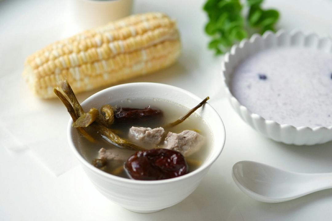铁皮石斛母鸡汤