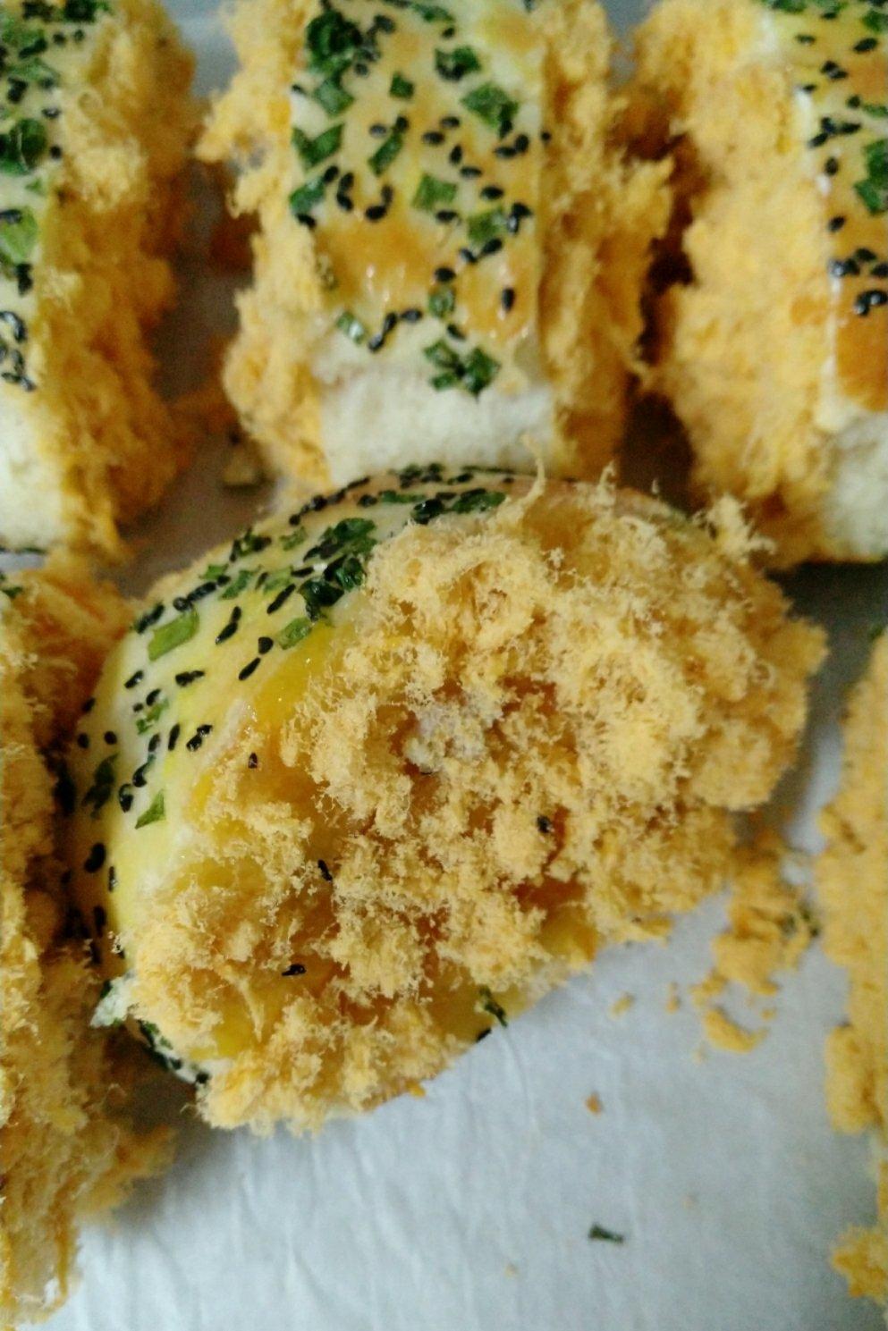 厨师机版肉松香葱面包卷——附香浓肉松做法