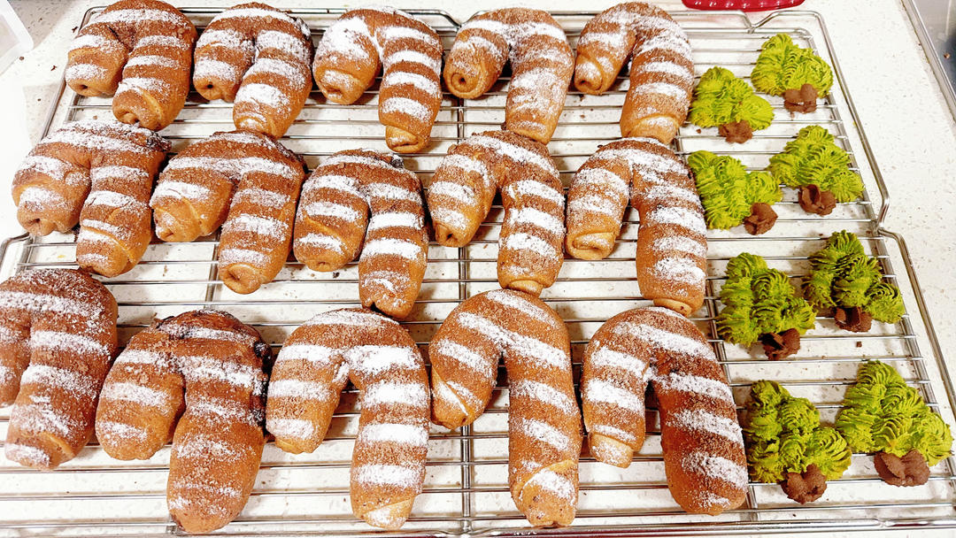 今年圣诞C位面包🎄！巧克力拐杖造型， 有手就会可爱又好吃！