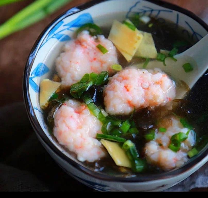 虾滑紫菜汤的做法