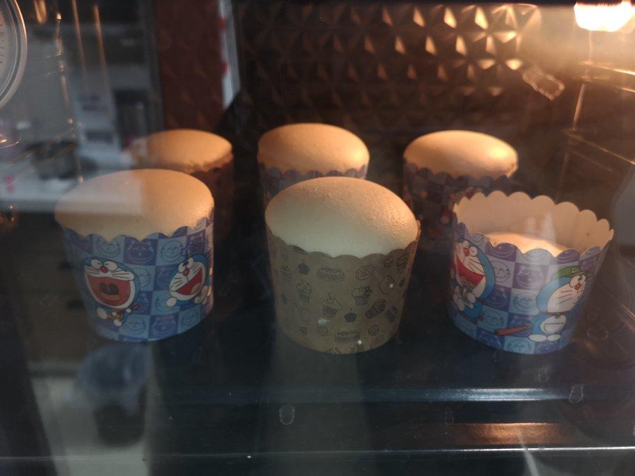 戚风小纸杯蛋糕