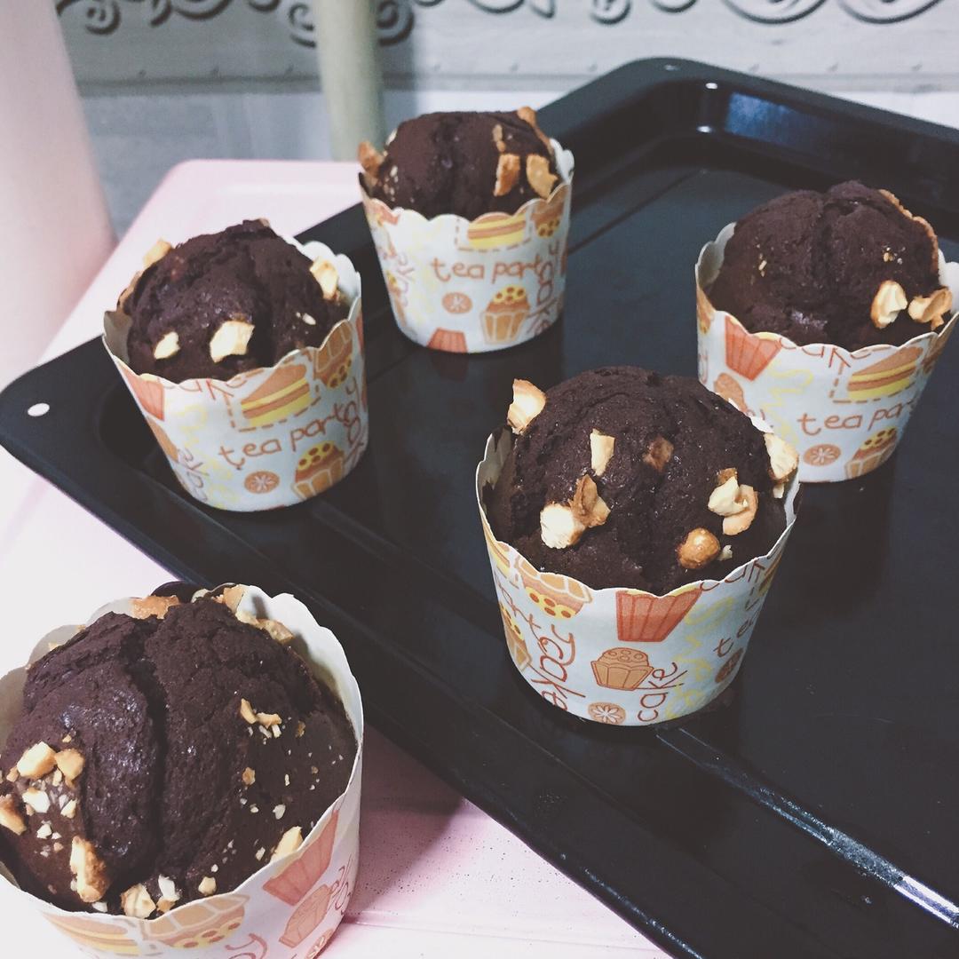 超简单的星巴克巧克力麦芬~~更新啦~无需打发