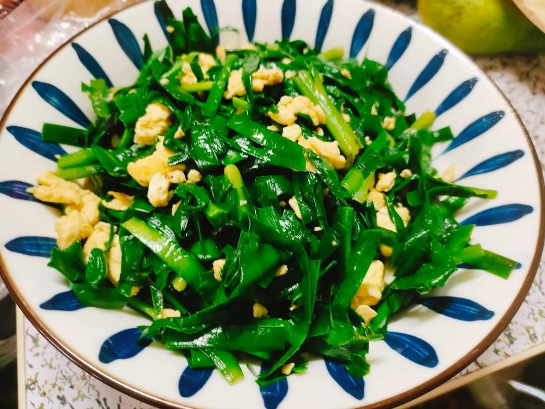 韭菜炒鸡蛋——三分钟快手下饭菜 掌握火候的秘诀