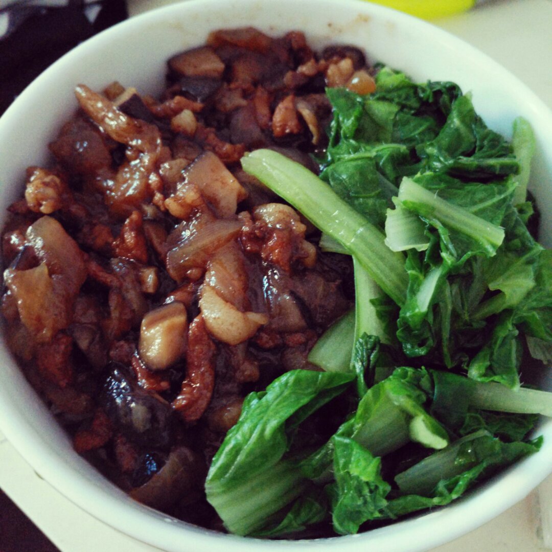 家常卤肉饭