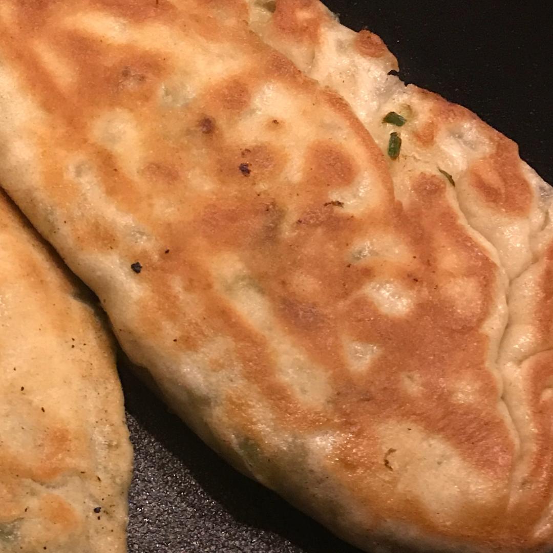 韭菜盒子 Chinese Leek and Egg Pasty