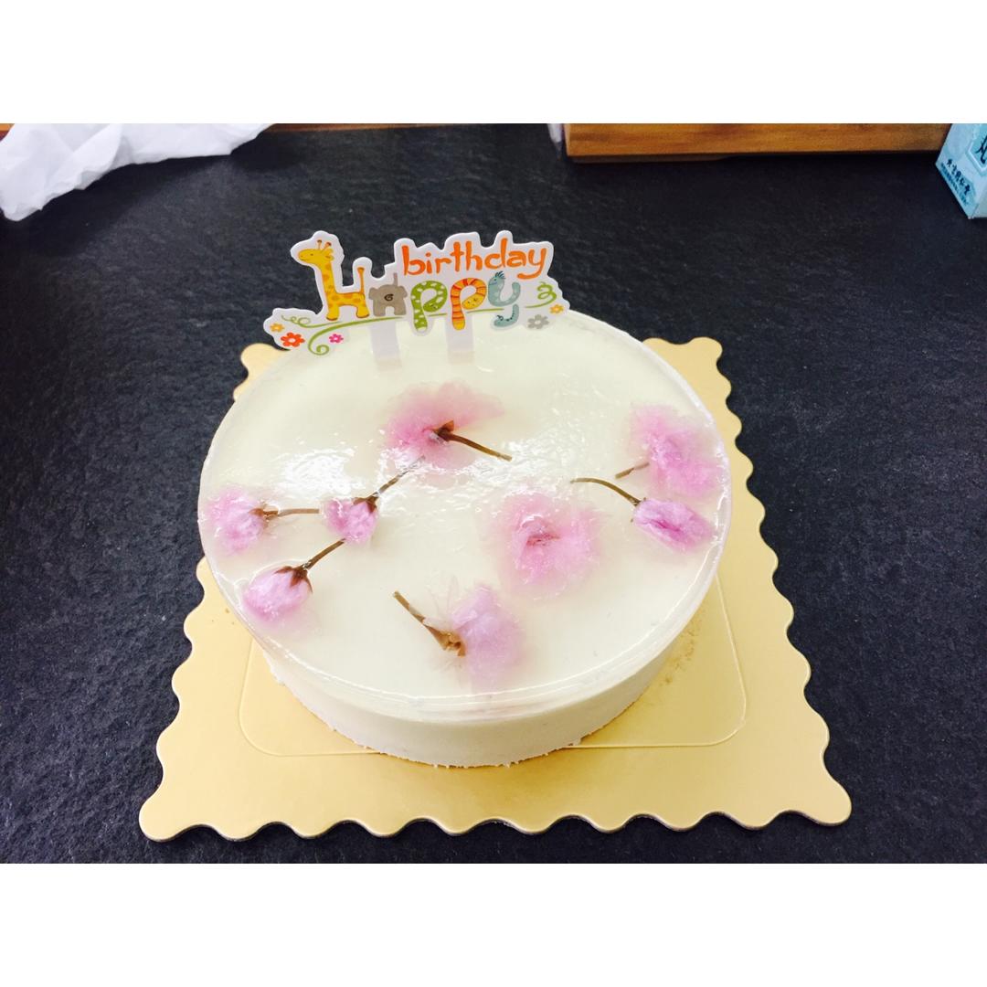 颜值爆表的樱花慕斯。（6寸圆模）