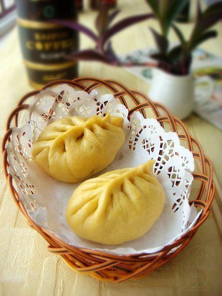 玉米面酸菜猪肉包的做法