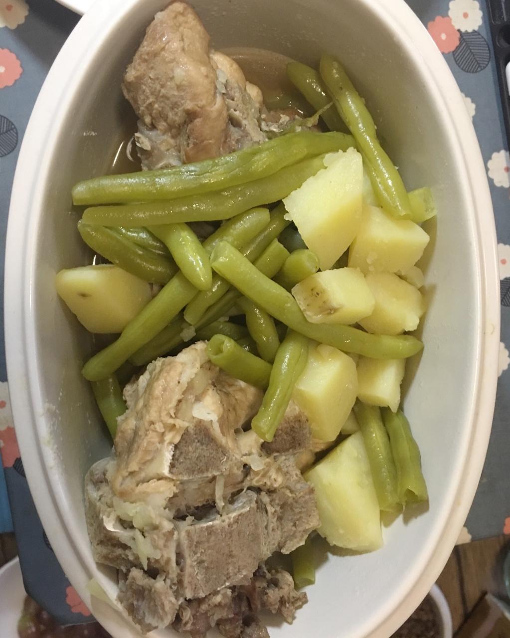正宗排骨豆角土豆