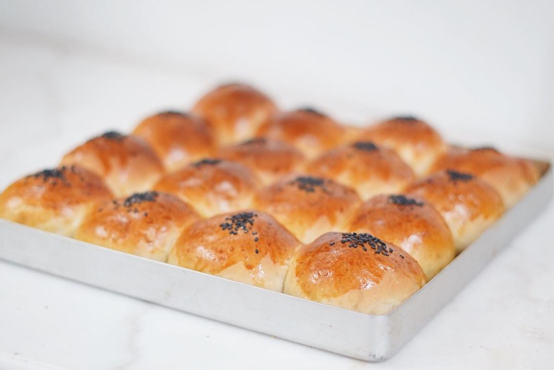 香甜松软的香蕉餐包