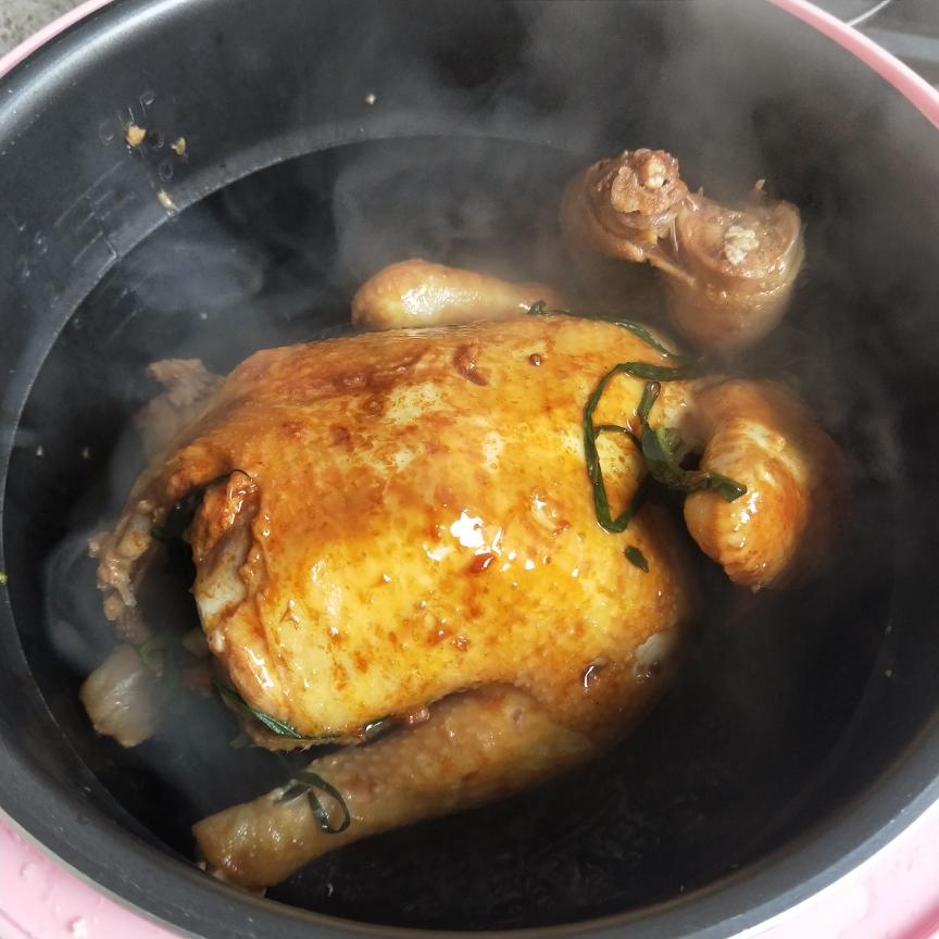 电饭煲焖鸡汤图片