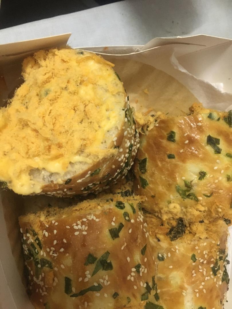 香葱肉松卷 面包肉松卷—水解法
