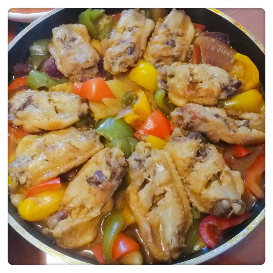 堂妈教你三汁鸡翅焖锅