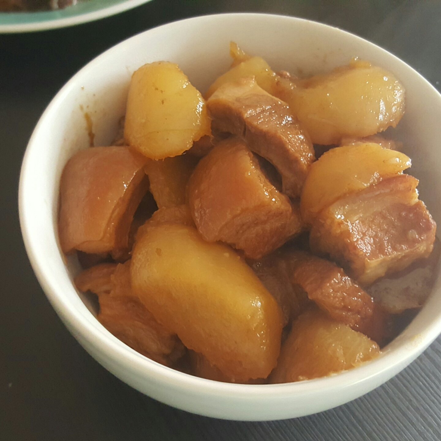 萝卜烧肉