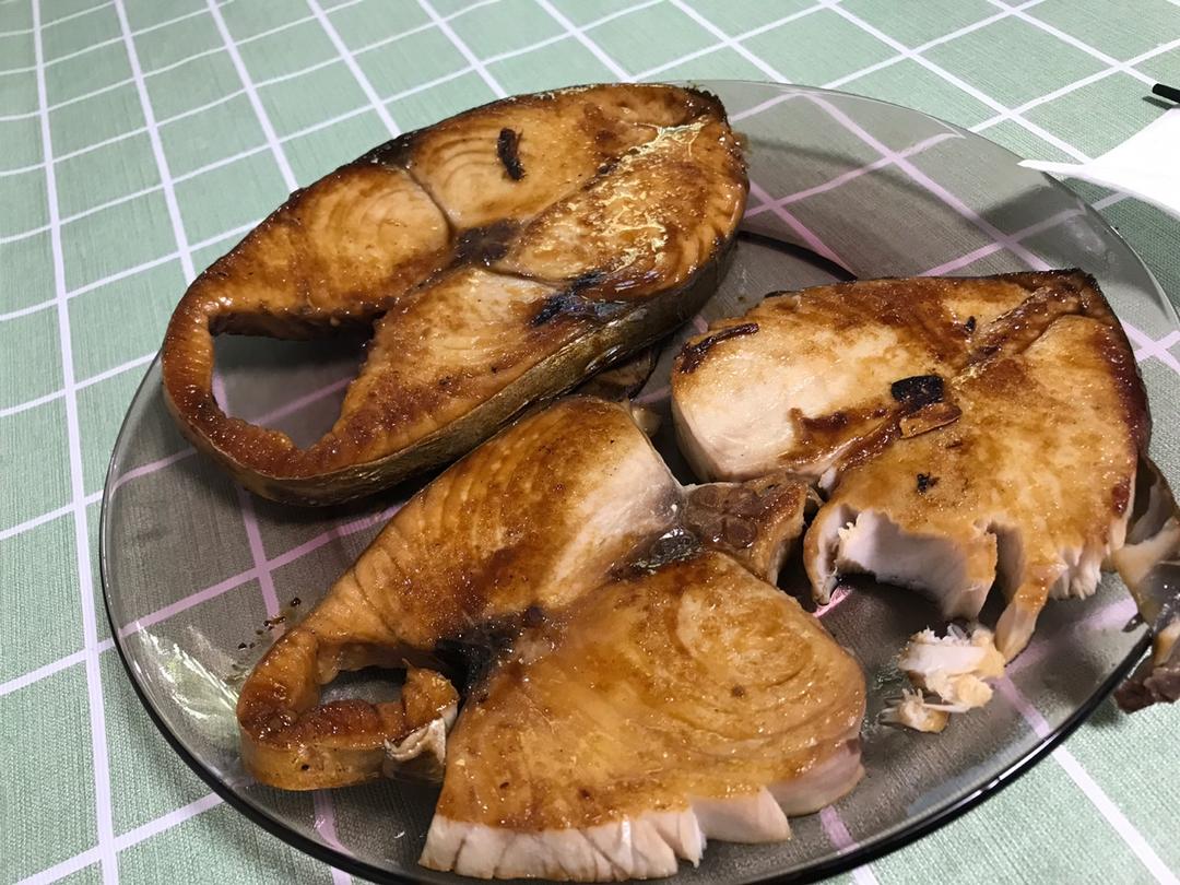 1.0香煎马鲛鱼