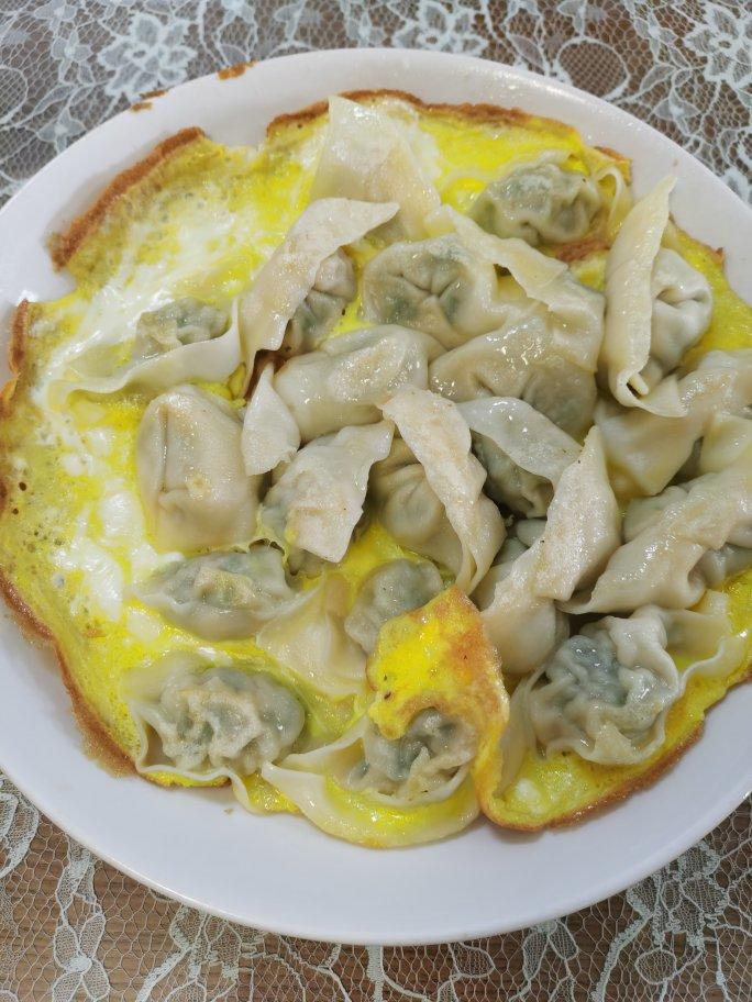 抱蛋煎馄饨