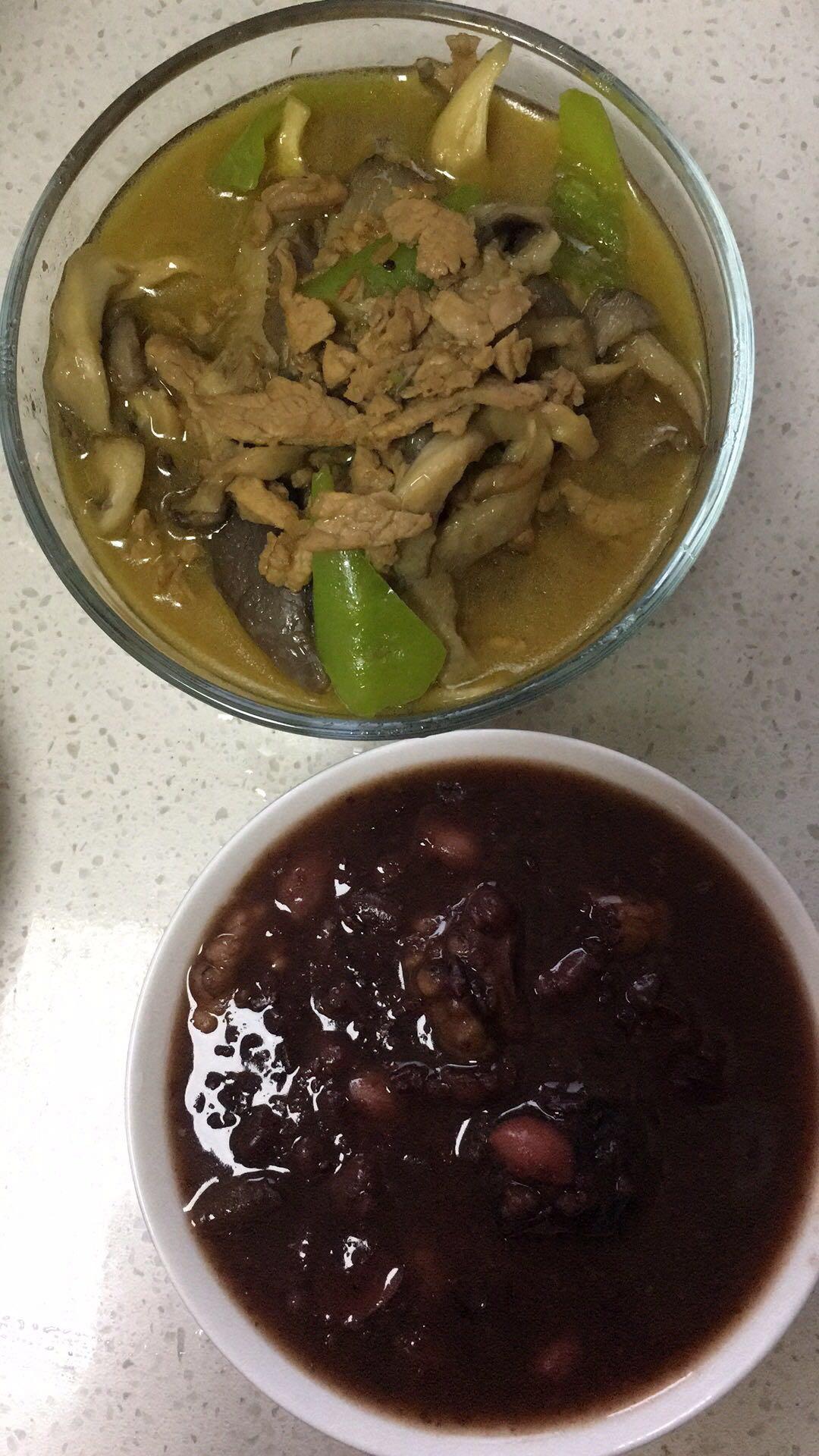 蘑菇炒肉