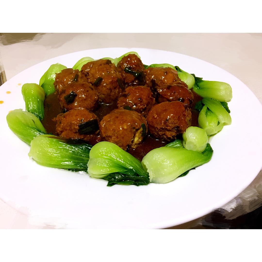 四喜丸子/红烧狮子头 Chinese Meatballs
