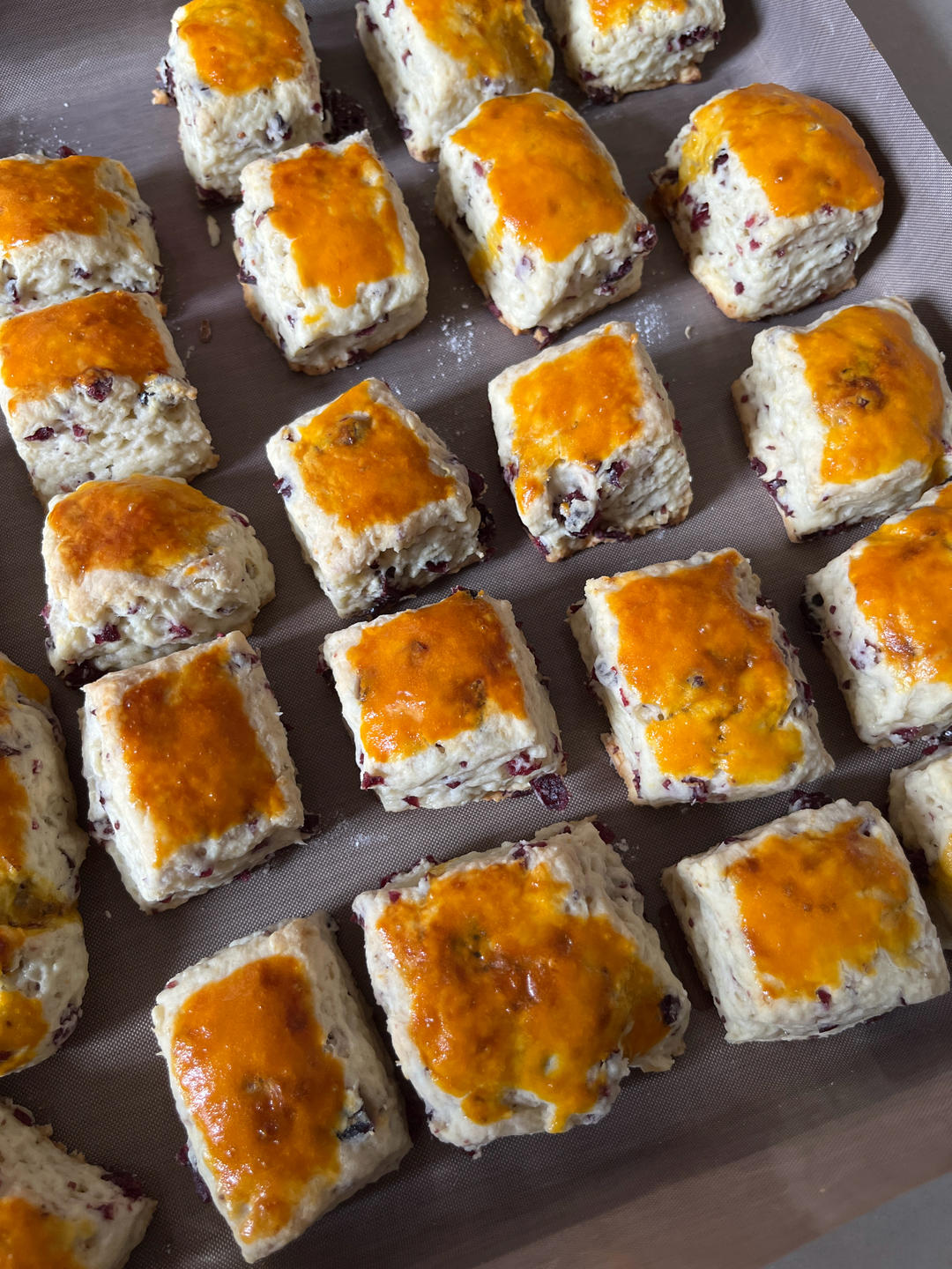 消耗淡奶油的司康