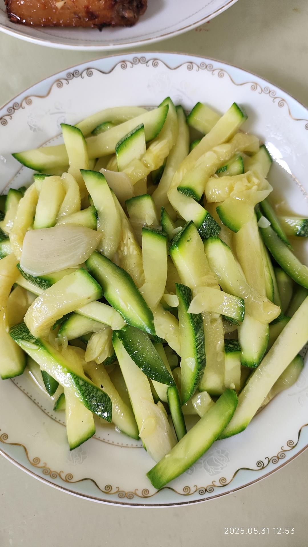 嫩南瓜丝  好吃