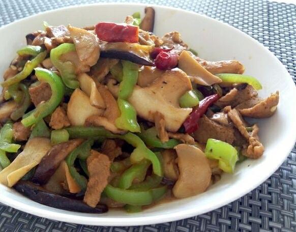 杏鲍菇炒肉片