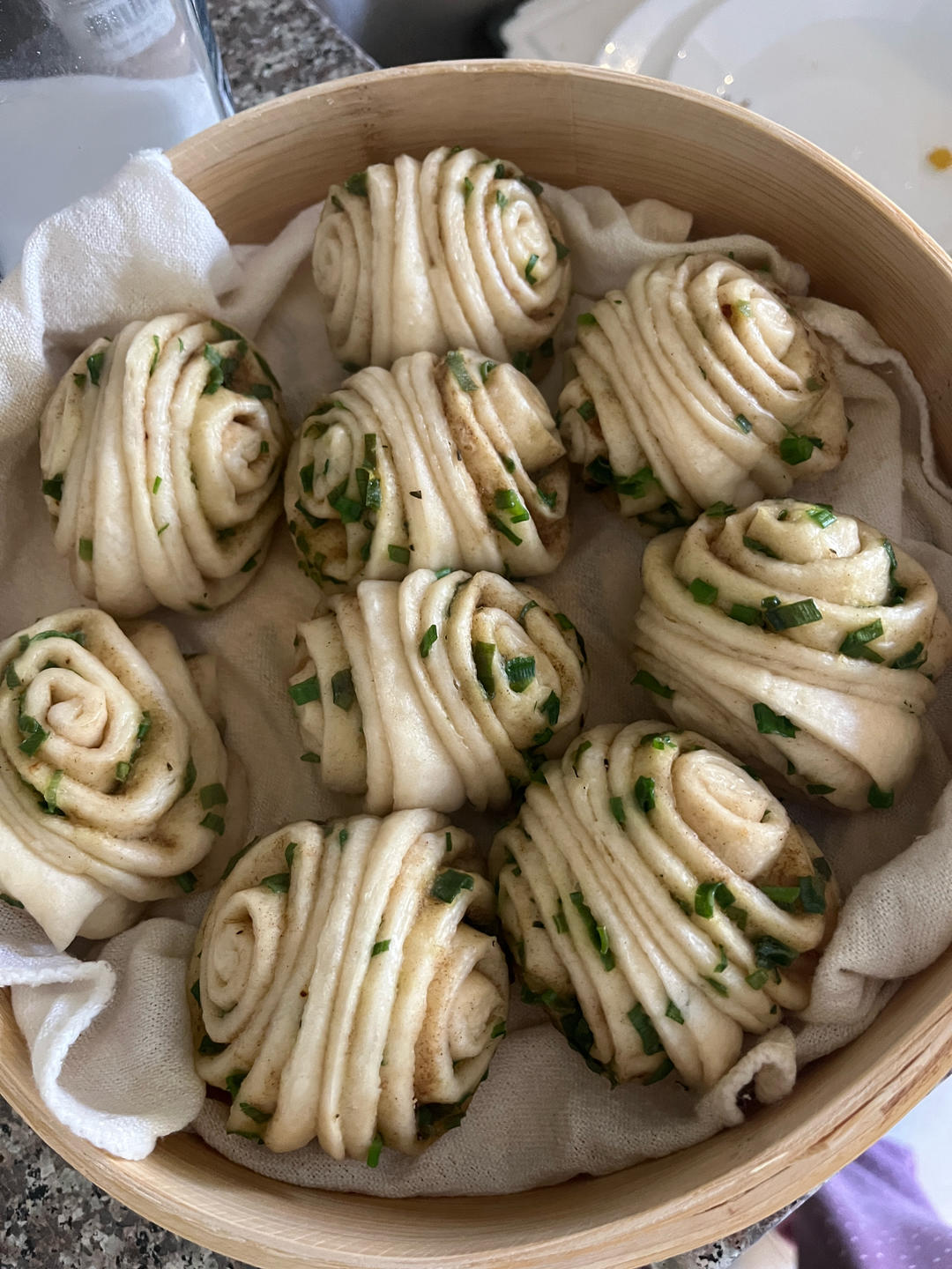 🌺椒盐葱香花卷🌺（操作简单，好吃又好看）