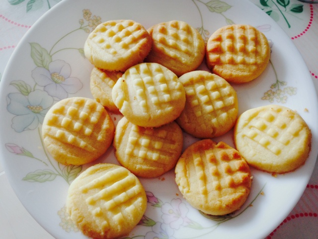 牛奶饼干